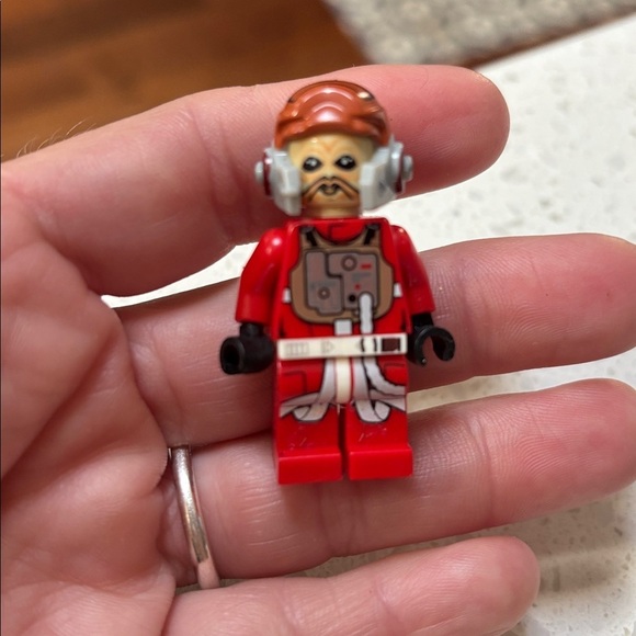 Lego Other - LEGO - Ten Numb (Red Jumpsuit) - Star Wars Minifigure